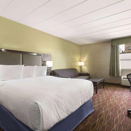 Days Inn By Wyndham Ottawa Ngoại thất bức ảnh