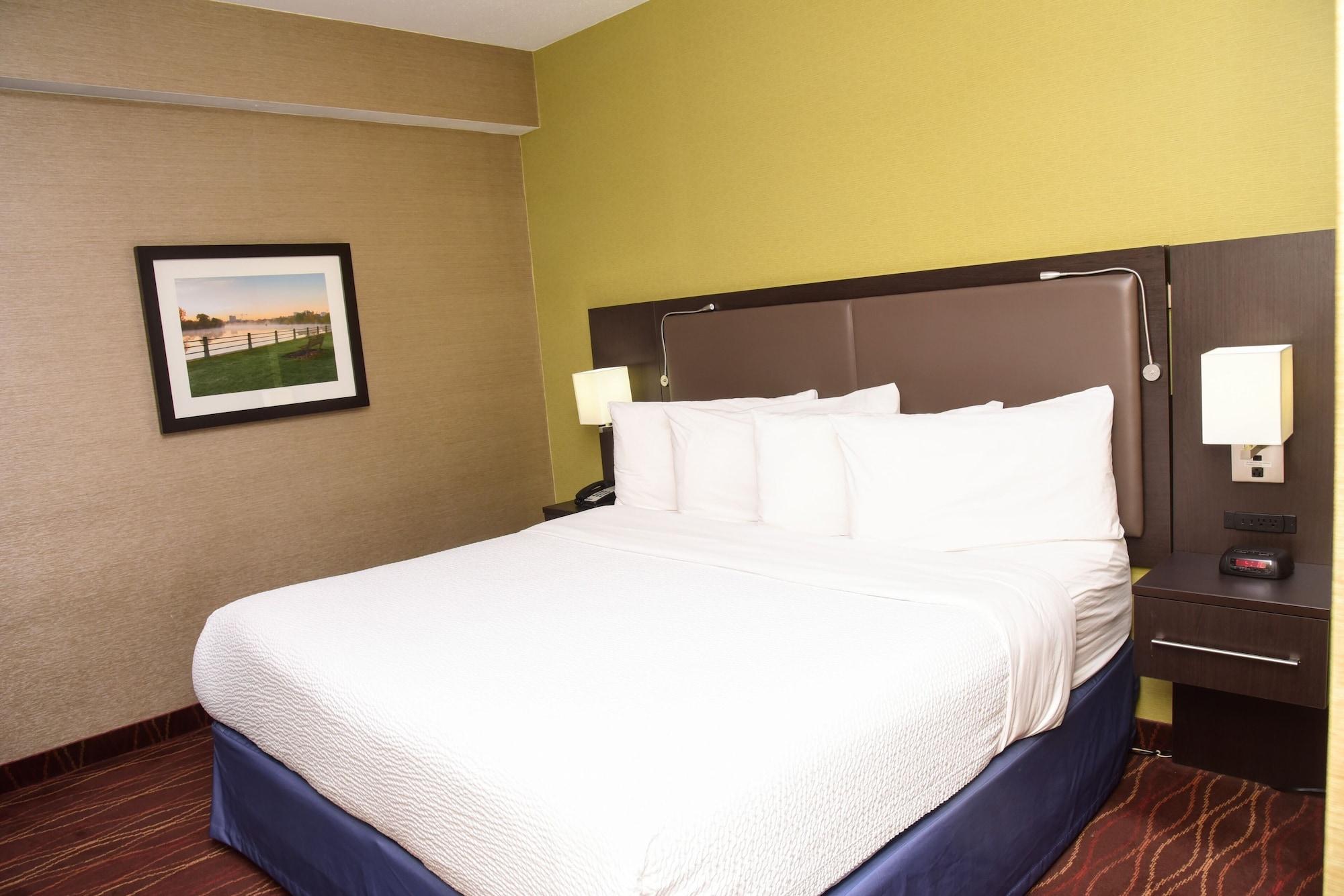 Days Inn By Wyndham Ottawa Ngoại thất bức ảnh
