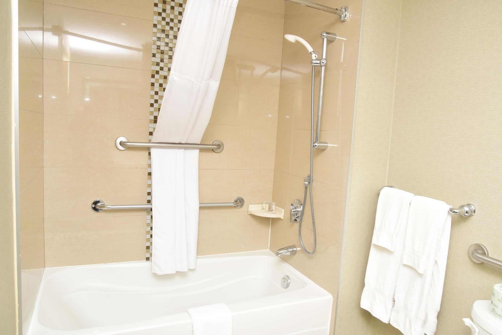 Days Inn By Wyndham Ottawa Ngoại thất bức ảnh