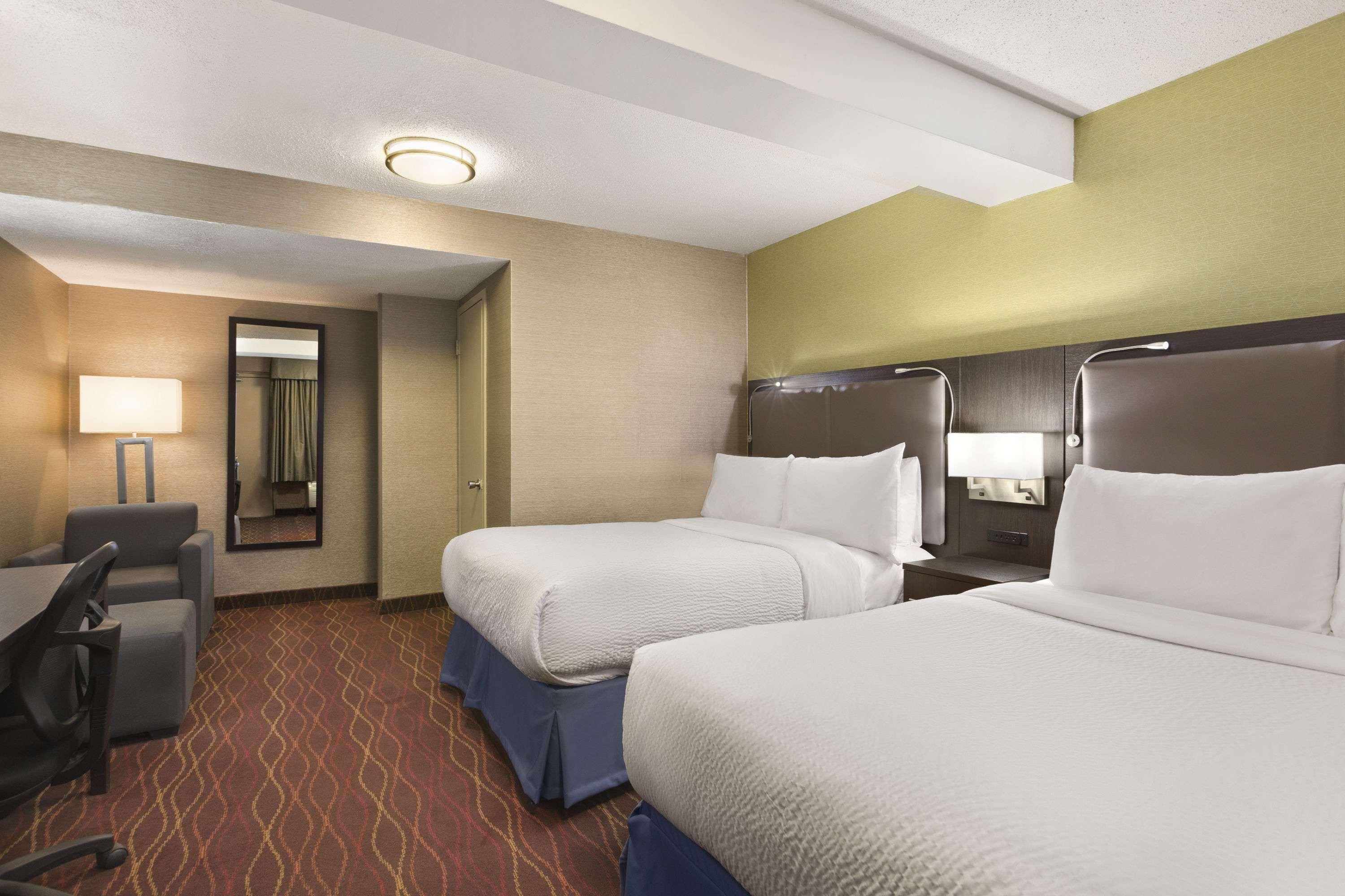 Days Inn By Wyndham Ottawa Ngoại thất bức ảnh